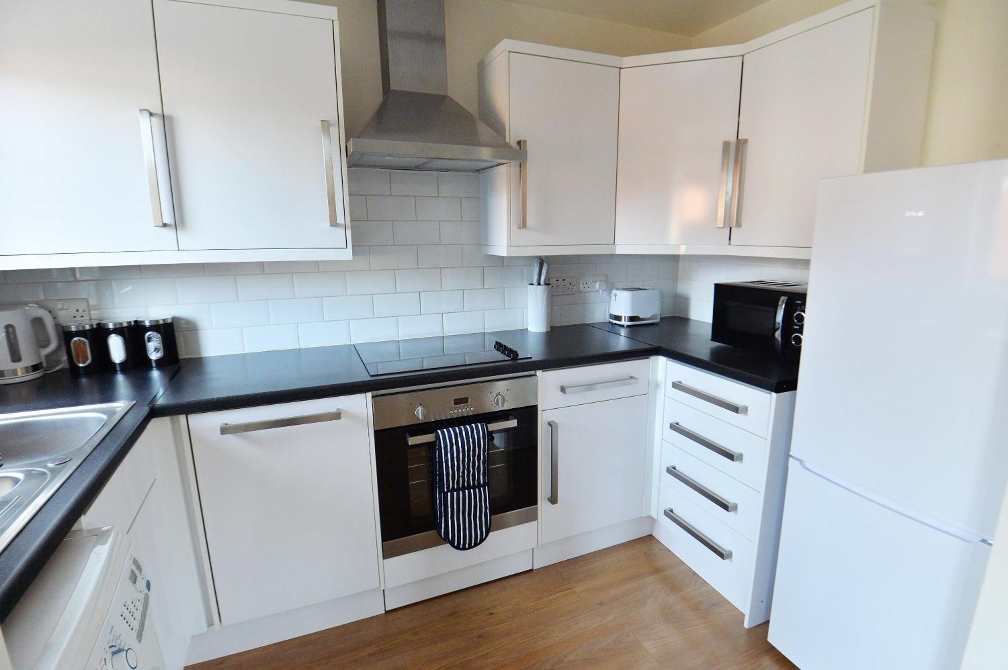 Stylish 2Br Flat - 2 Free Parking Spaces - Near Lgw Airport Кролей Экстерьер фото