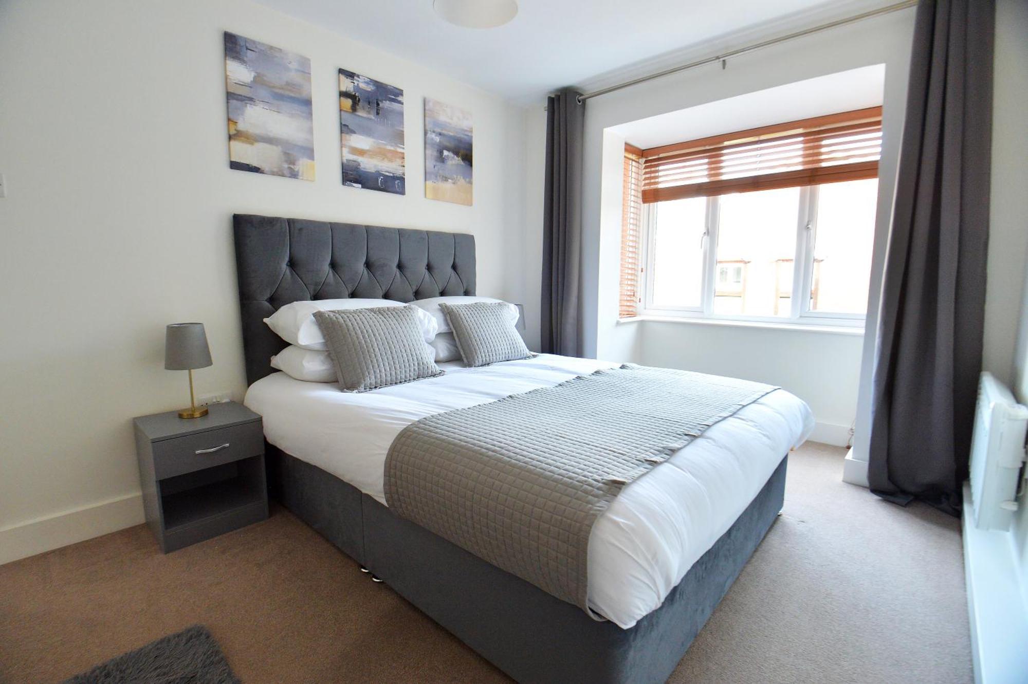 Stylish 2Br Flat - 2 Free Parking Spaces - Near Lgw Airport Кролей Экстерьер фото